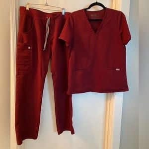 Figs, maroon set. Casma, kade cargo, medium